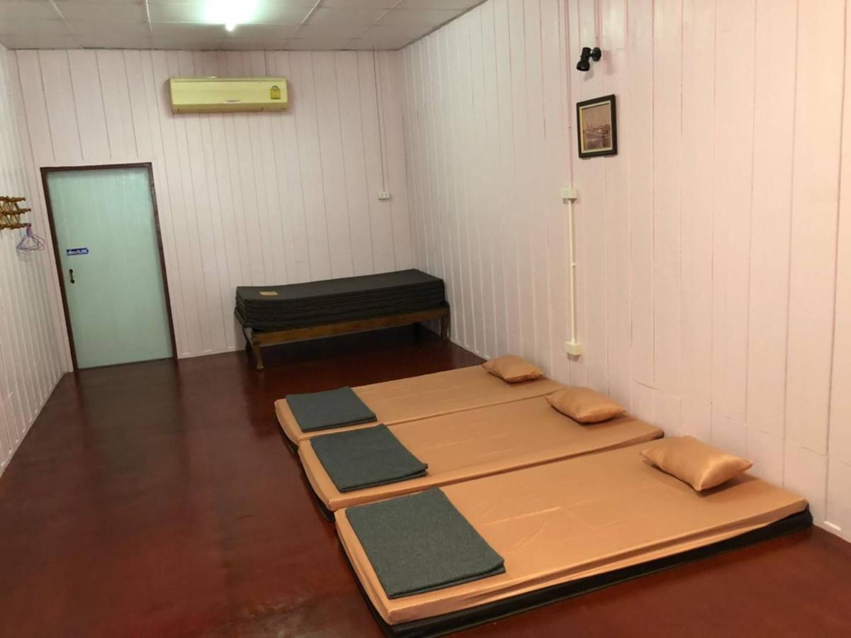 Rub Lom Chom Klong Homestay チュンポーン エクステリア 写真