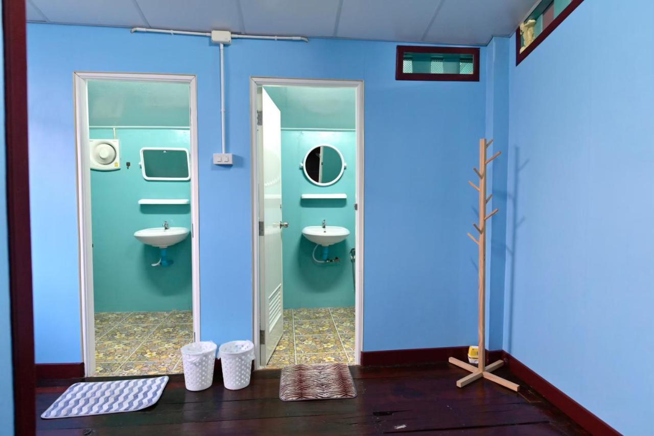 Rub Lom Chom Klong Homestay チュンポーン エクステリア 写真