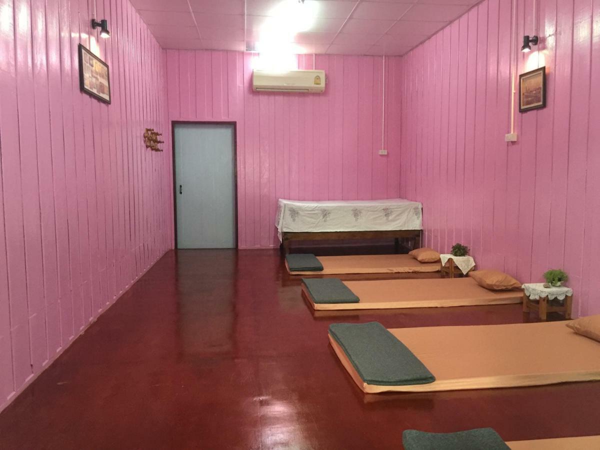 Rub Lom Chom Klong Homestay チュンポーン エクステリア 写真